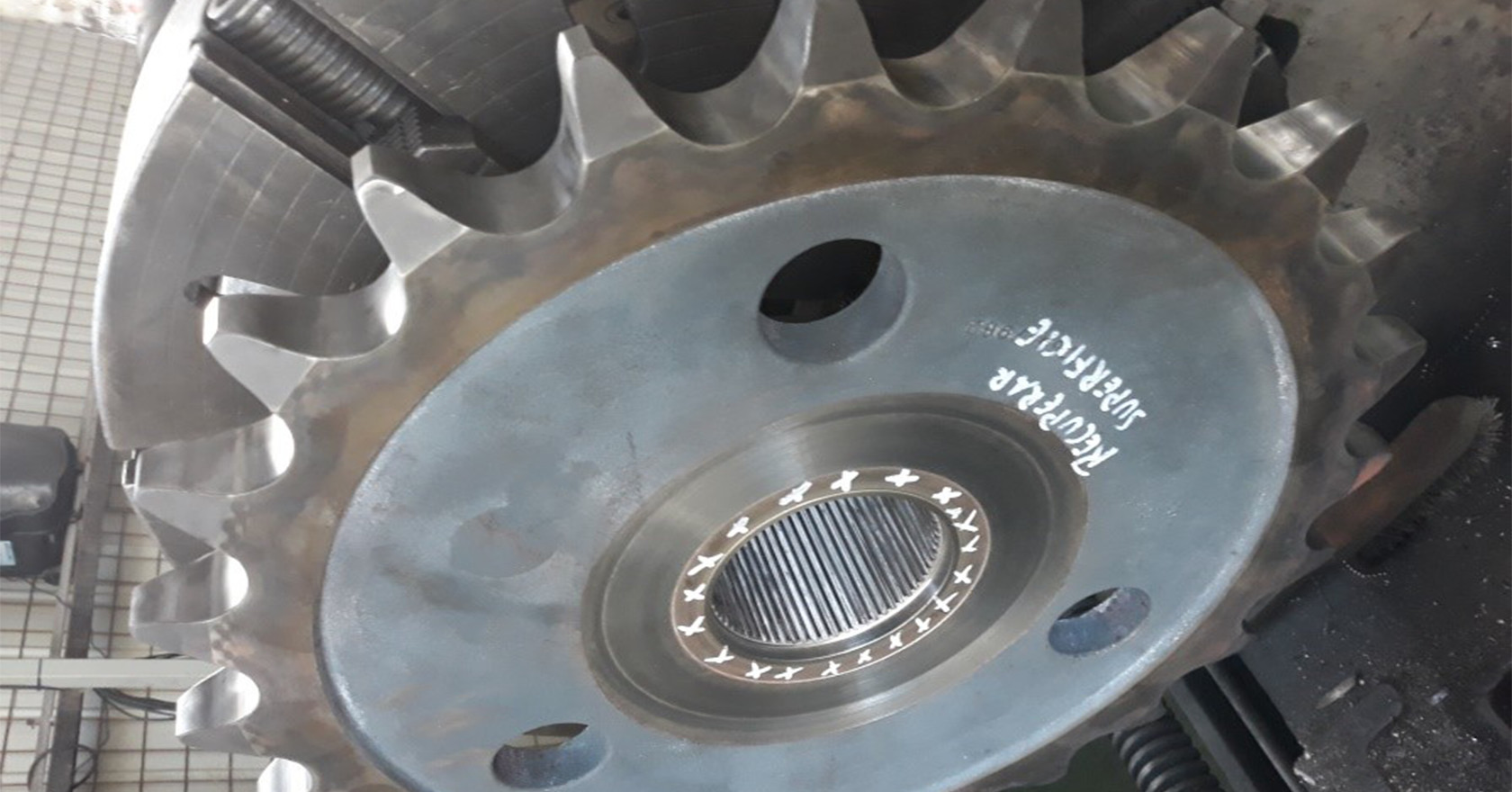 Sproket Moto 16-M